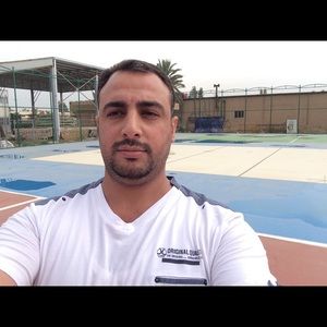 Meet your Posher, Anes